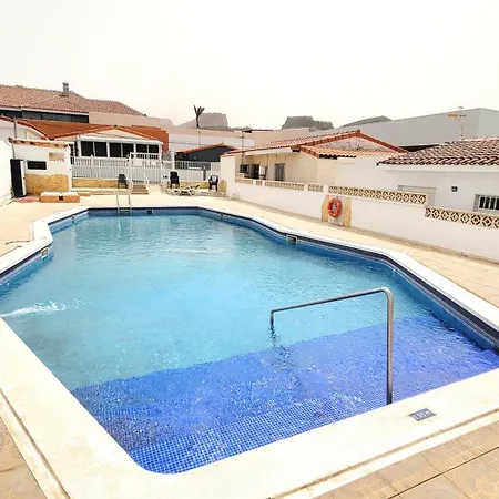 Dom wakacyjny Con Piscina En Aldea Blanca
